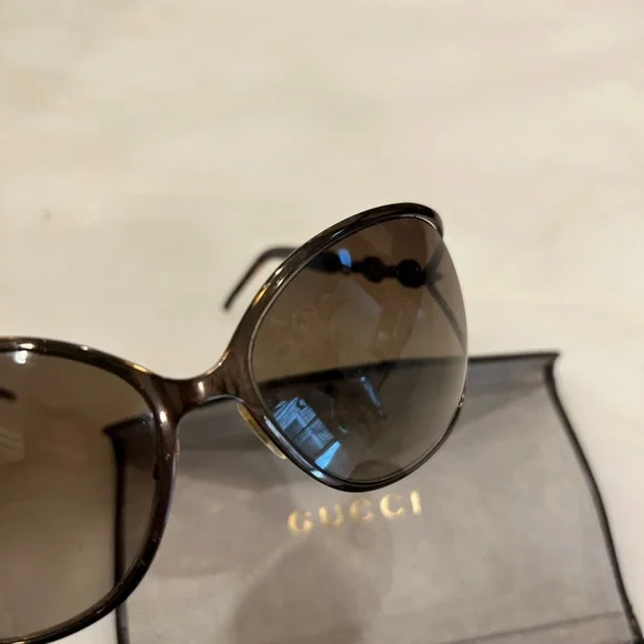 Elegant Brown Sunglasses